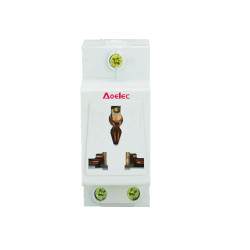 Toma de corriente schuko universal